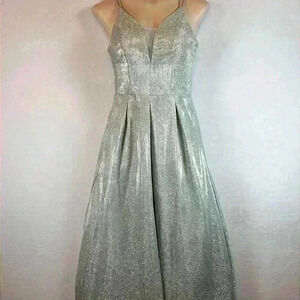 Crystal Doll Dress Silver Junior’s Size 7 A-Line Ball Gown Prom Homecoming